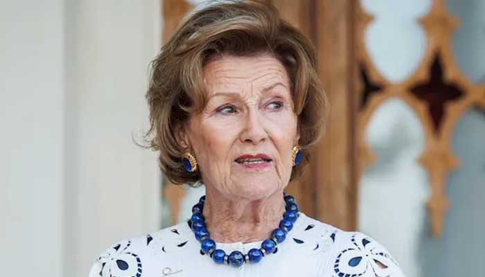 Norway Queen Sonja discharged from hospital after successful surgery