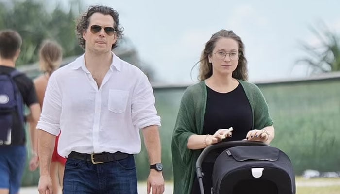 Henry Cavill, girlfriend Natalie Viscuso make first appearance with baby on Gold Coast