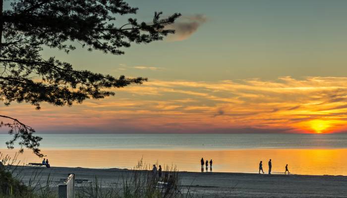 Jūrmala Beach: Latvia’s HIDDEN gem with therapeutic waters