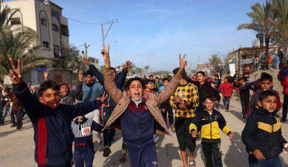 تصاویر: غزہ میں جنگ بندی کے بعد فلسطینی بچوں کا جشن