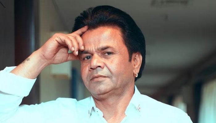 Rajpal Yadav shares first official statement after fathers death