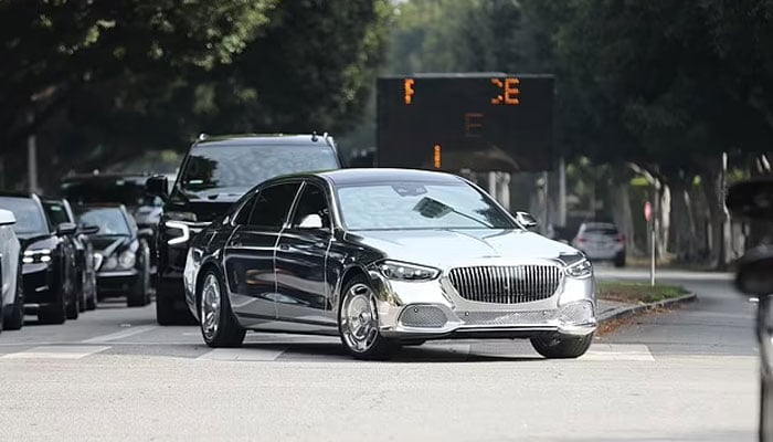 Kanye Wests luxury new ride brings traffic to halt in Los Angeles