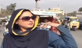 فیصل آباد میں ٹریفک کنٹرول کرنے کیلئے خواتین وارڈنز تعینات