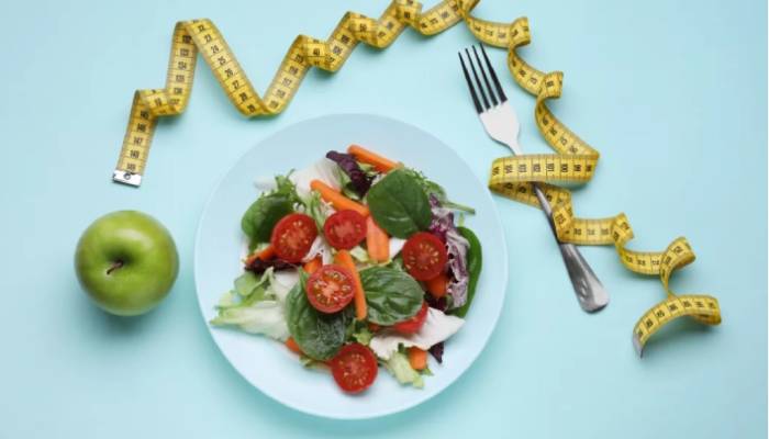 Best time to eat lunch for weight loss, metabolic health, according to experts