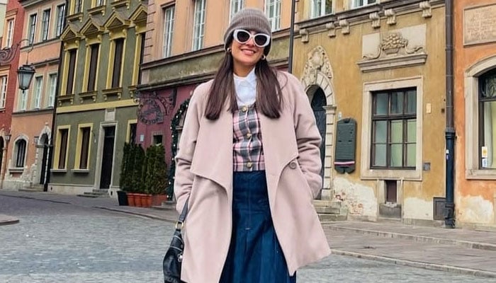 Ayeza Khan offers a peek into early morning outing in Poland: magical place