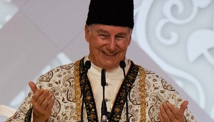 پرنس کریم آغا خان کی زندگی پر ایک نظر
