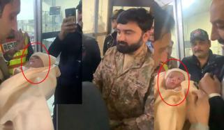 نوشہرہ: زندہ دفن کی گئی نومولود بچی بے اولاد جوڑے کے حوالے