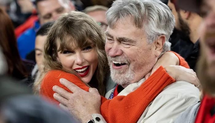 Taylor Swift wins over Travis Kelces dad with her THIS hidden talent