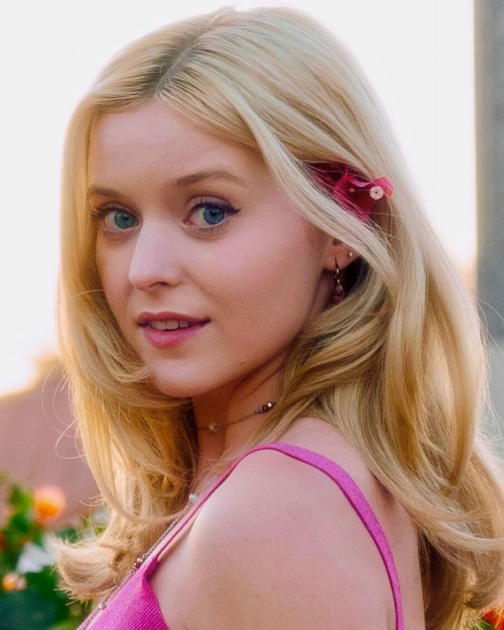 Reese Witherspoon confused between two actress to play young Elle Woods