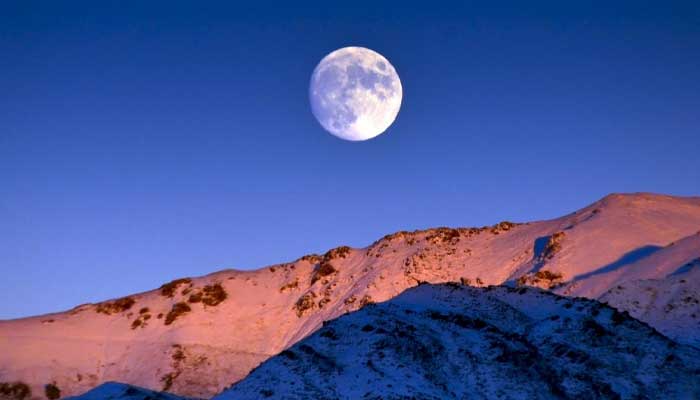 February cosmic events: Snow moon, last planetary parade