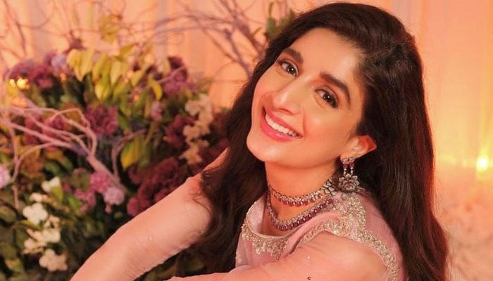 Mawra Hocane reacts to record breaking earnings of Sanam Teri Kasam