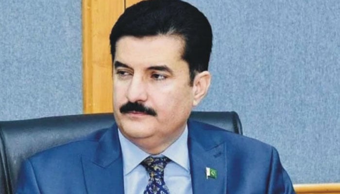 گورنر خیبر پختون خوا فیصل کریم کنڈی—فائل فوٹو