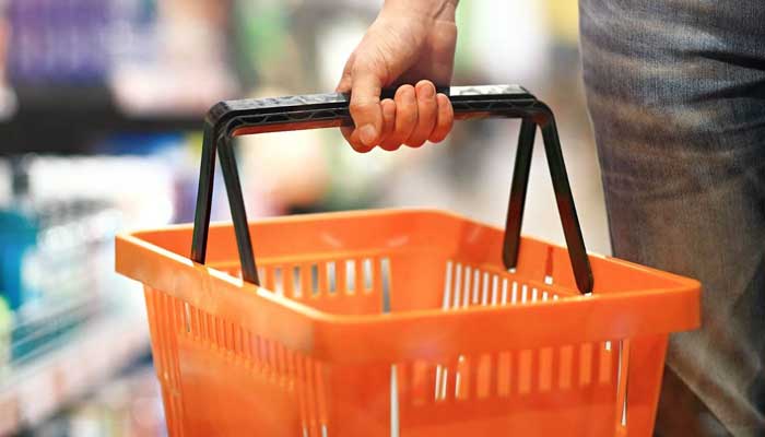 Most unsanitary areas in grocery stores shoppers should avoid