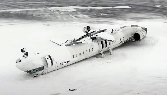 Delta Air Lines flight 4819 flipped upside down while landing at Toronto Pearson Airport