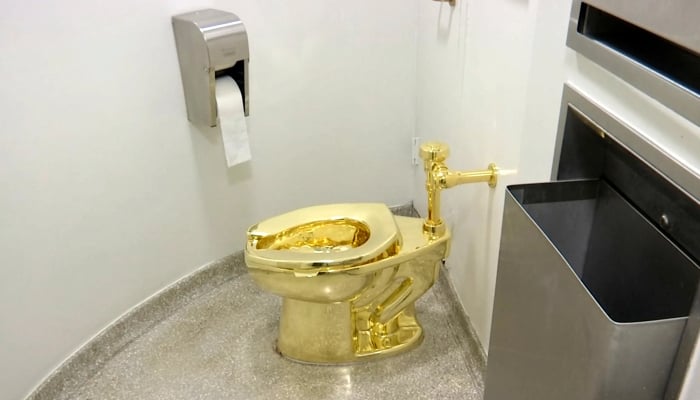 18-carat gold toilet was stolen from Blenheim Palace in under five minutes