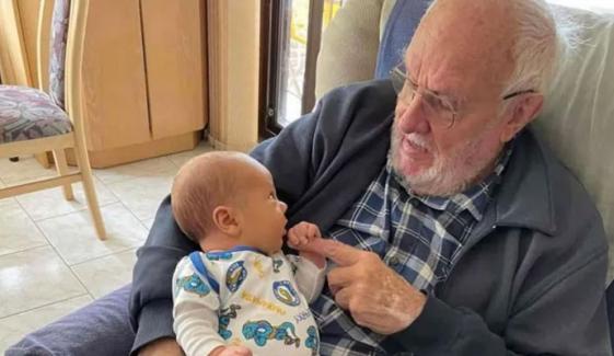 20 لاکھ بچوں کو نئی زندگی دینے والا آسٹریلوی شخص چل بسا