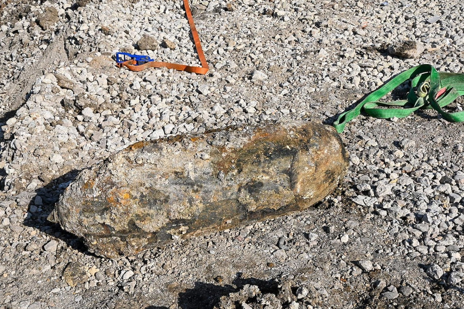 WWII bomb in France: Travel resumes after authorities defuse explosive