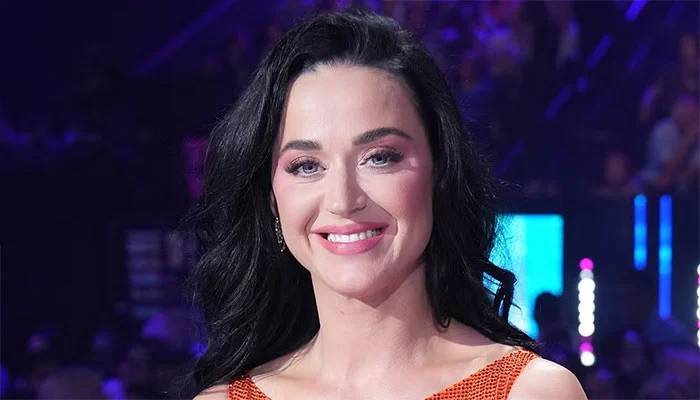 Katy Perry makes headline with surprise proposal in her concert