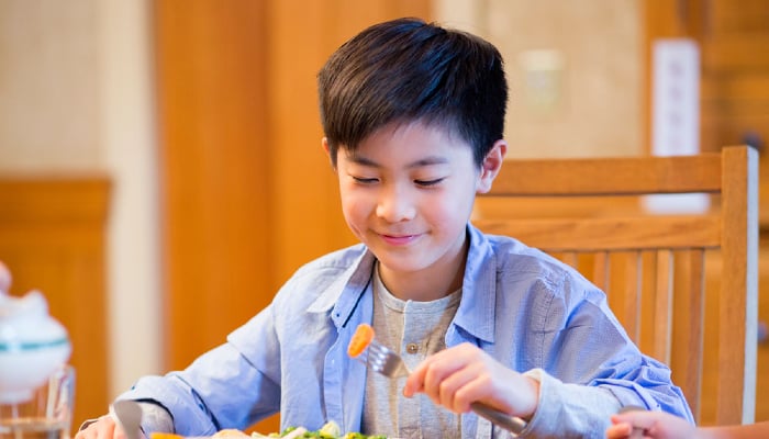 Experts reveal secret diet to make kids friendly and kinder