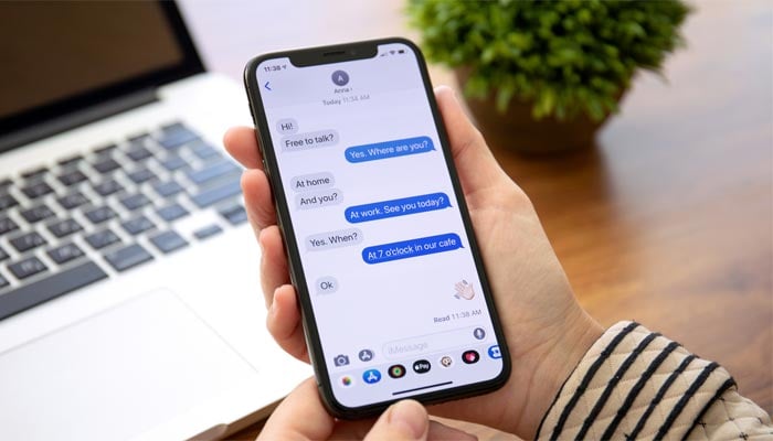 Apple plans to upgrade texting features in iOS 19