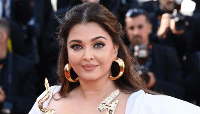 Aishwarya Rai Bachchan remembers late father on his 8th death anniversary