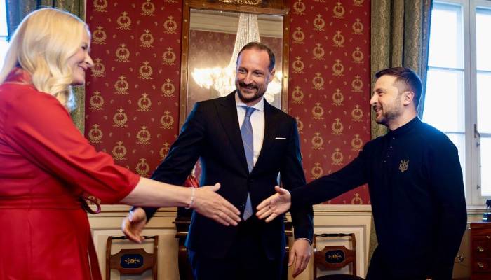 Prince Haakon, Princess Mette-Marit host President Zelenskyy at Royal Palace