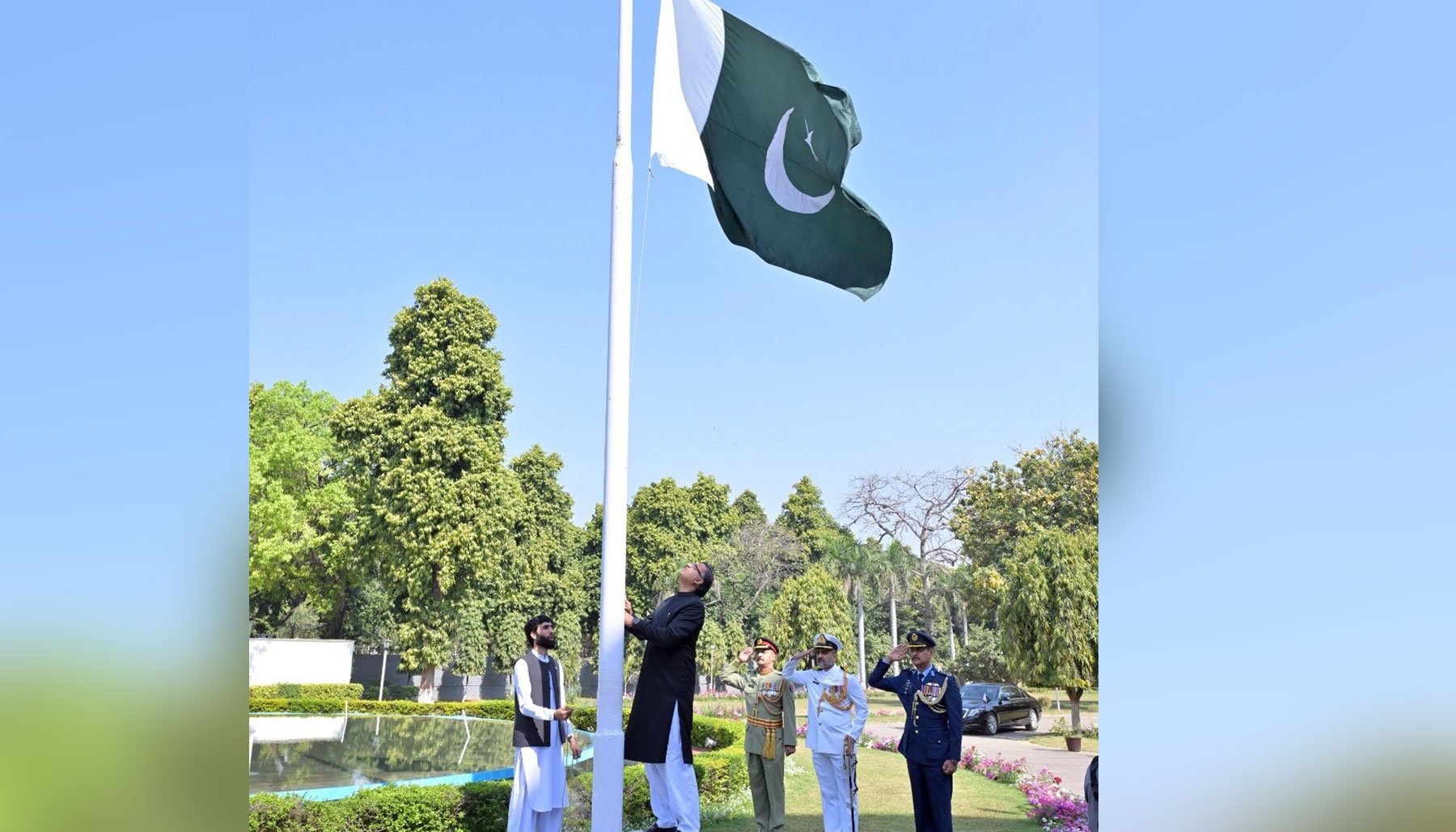 پاکستانی ہائی کمیشن نئی دلی میں یوم پاکستان کی پروقار تقریب، قومی پرچم بھی لہرایا گیا