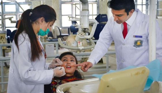 جناح سندھ میڈیکل یونیورسٹی میں ڈینٹل OPD کا افتتاح 