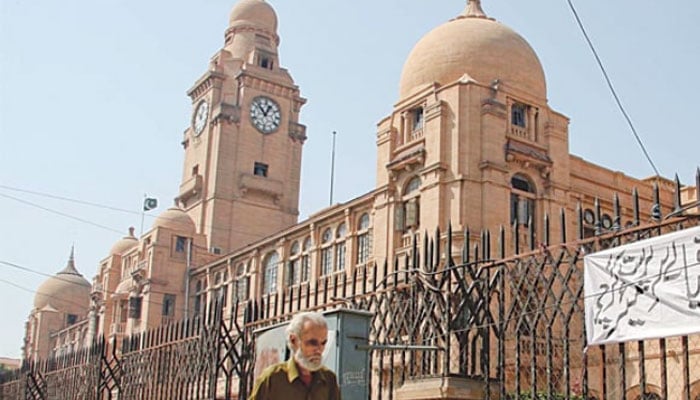 کراچی میں میونسپل چارجز میں اضافے کی تجویز