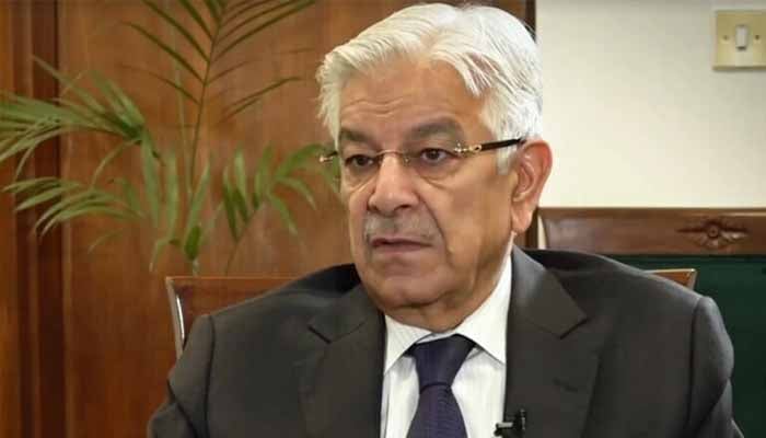 وزیرِ دفاع خواجہ آصف— فائل فوٹو