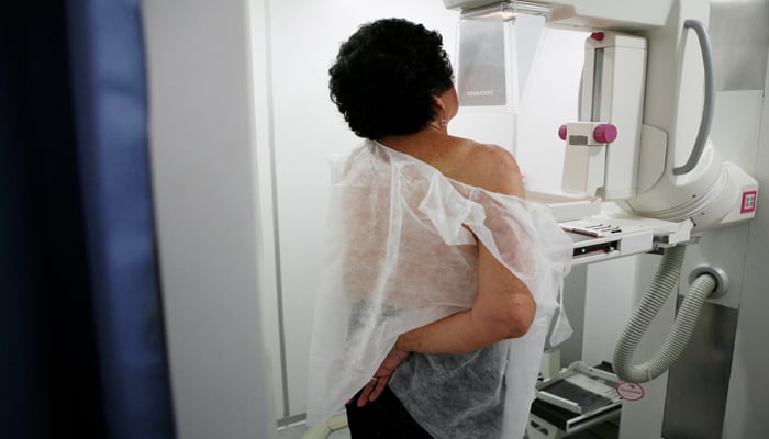 Mammograms after 70 linked to reduced risk for final-stage breast cancer: Study