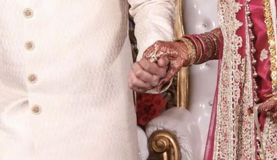 بھارت: شادی میں دھوکا، 22 سالہ نوجوان کا دلہن کی ماں سے نکاح