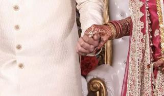 بھارت: شادی میں دھوکا، 22 سالہ نوجوان کا دلہن کی ماں سے نکاح