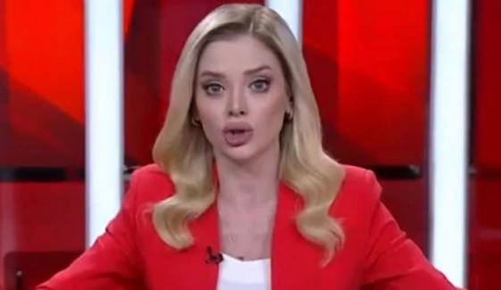 ’براہِ مہربانی میری والدہ کو کال کریں‘: استنبول میں زلزلہ آنے پر لائیو شو کے دوران اینکر خوفزدہ