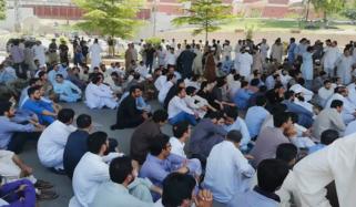 محکمۂ صحت پنجاب کے ملازمین کا احتجاج 19 ویں روز میں داخل 