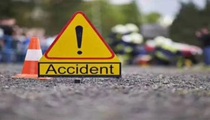 کوہستان: مٹہ بانڈہ کے قریب گاڑی کھائی میں گرگئی، خواتین و بچوں سمیت 8 جاں بحق