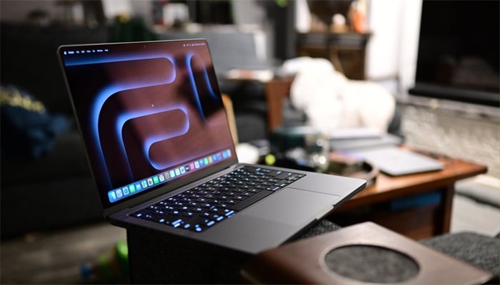 Apple to launch new MacBook Pro soon: Report