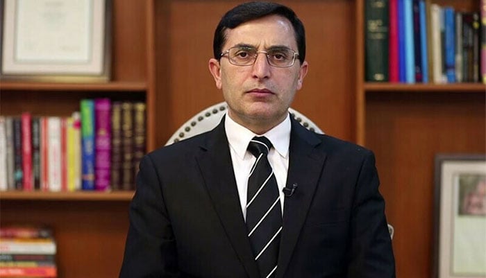 سیاسی جماعتوں کو بلا کر بریفنگ دی گئی، پی ٹی آئی کیوں شریک نہ ہوئی؟ بیرسٹرگوہر سے سوال