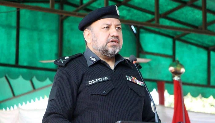 انسپیکٹر جنرل پولیس صوبہ خیبر پختونخوا ذوالفقار حمید—فائل فوٹو