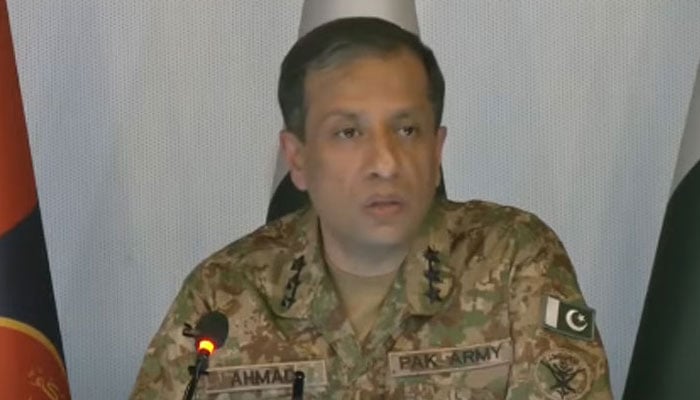 بھارتی حملوں میں 8 پاکستانی شہید، 33 زخمی ہوئے، ڈی جی آئی ایس پی آر