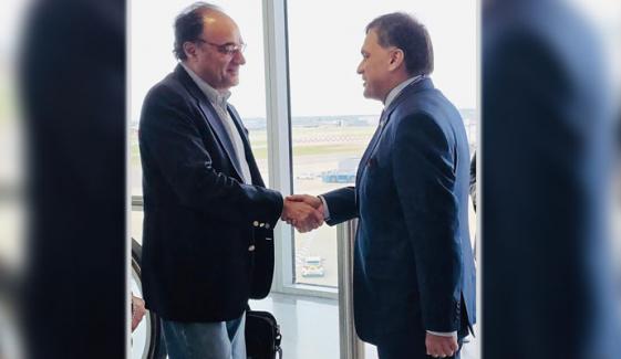 وزیر خزانہ محمد اورنگزیب 3 روزہ سرکاری دورے پر برطانیہ پہنچ گئے