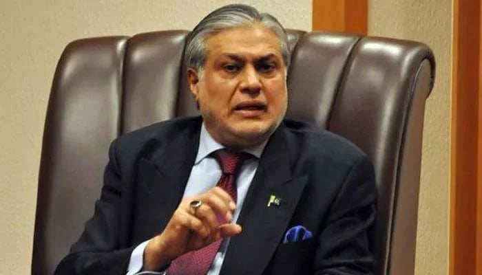 اسحاق ڈار—فائل فوٹو
