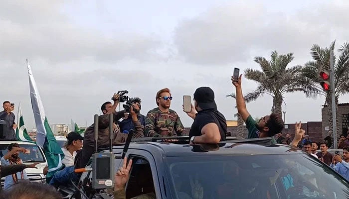 فوٹو بشکریہ سوشل میڈیا