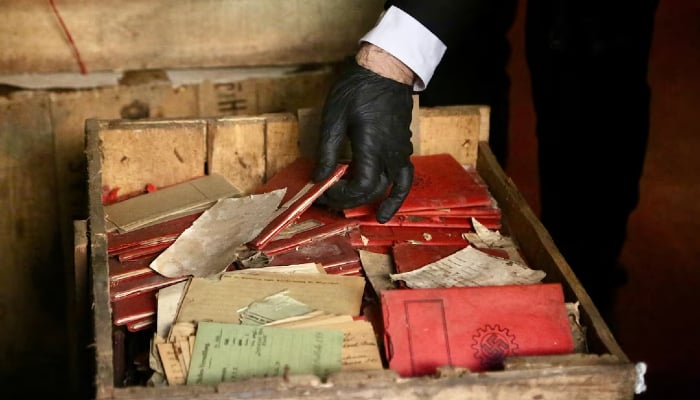 Argentinas Supreme Court rediscovers 83 boxes of Nazi material in the basement