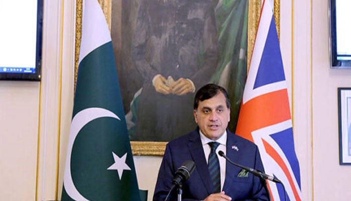 پاکستانی ہائی کمشنر برائے لندن ڈاکٹر محمد فیصل(فائل فوٹو)۔