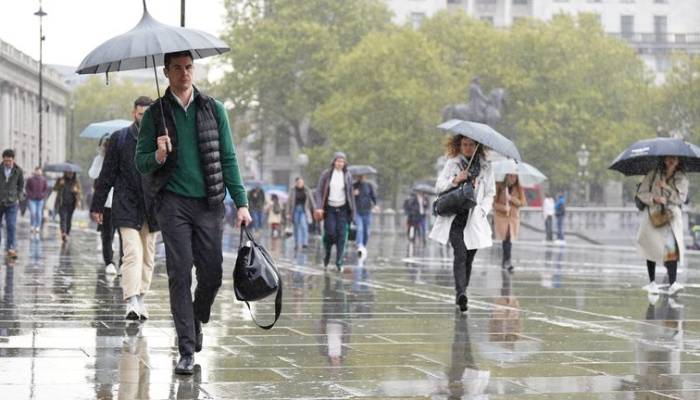 UK weather: Rain and windy conditions to hit parts of country until May 27