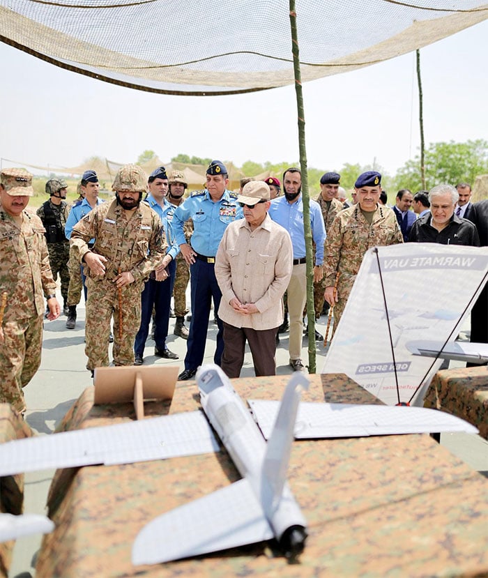 چند گھنٹوں میں پاکستان کے محافظوں نے بھارتی جارحیت خاک میں ملا دی: وزیرِ اعظم شہباز شریف