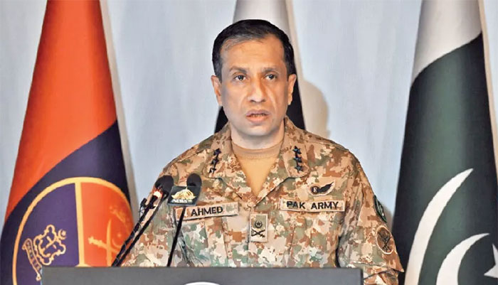 ڈی جی آئی ایس پی آر نے کہا کہ پاکستان اور بھارت دونوں ایٹمی طاقت ہیں سنگین کشیدگی تباہی کا باعث ہوگی۔ فوٹو فائل