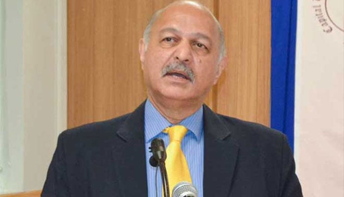 سابق سینیٹر مشاہد حسین —فائل فوٹو