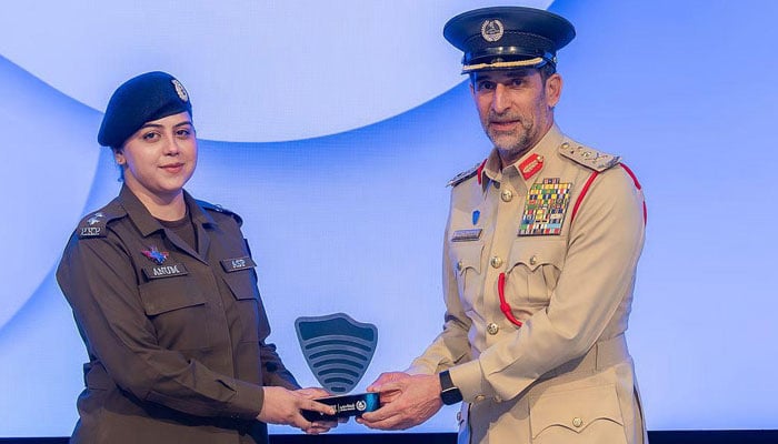 پولیس کا عالمی تحقیقاتی ایوارڈ پاکستان کی انعم خان کے نام